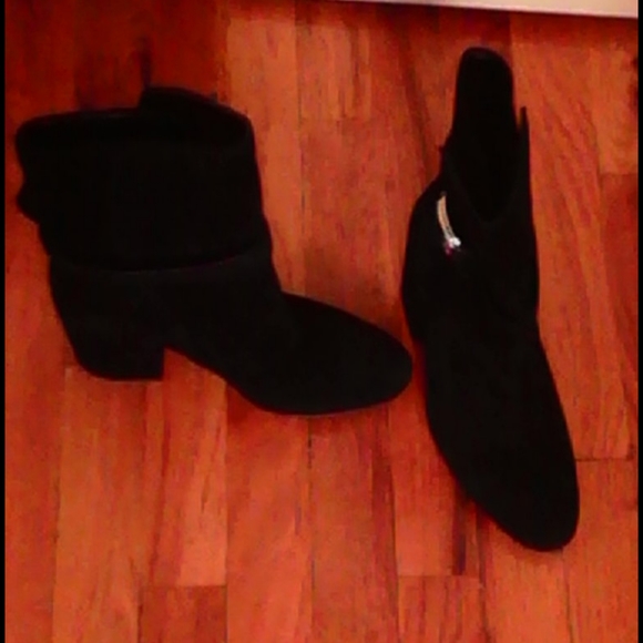 Vince Camuto NIB - Picture 3 of 4